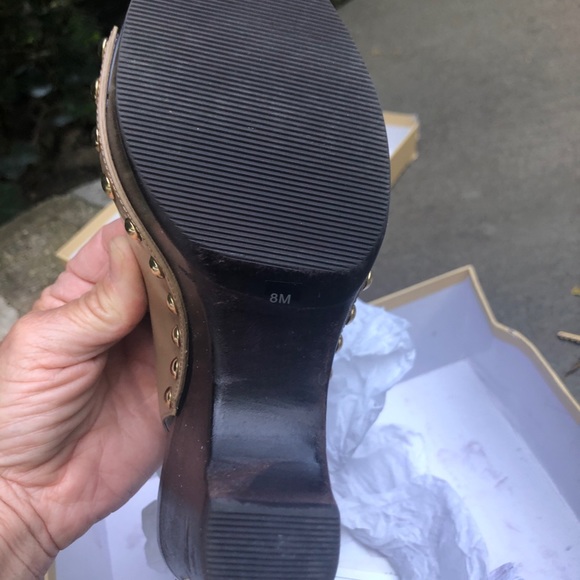 Michael kors wedges - Picture 2 of 4